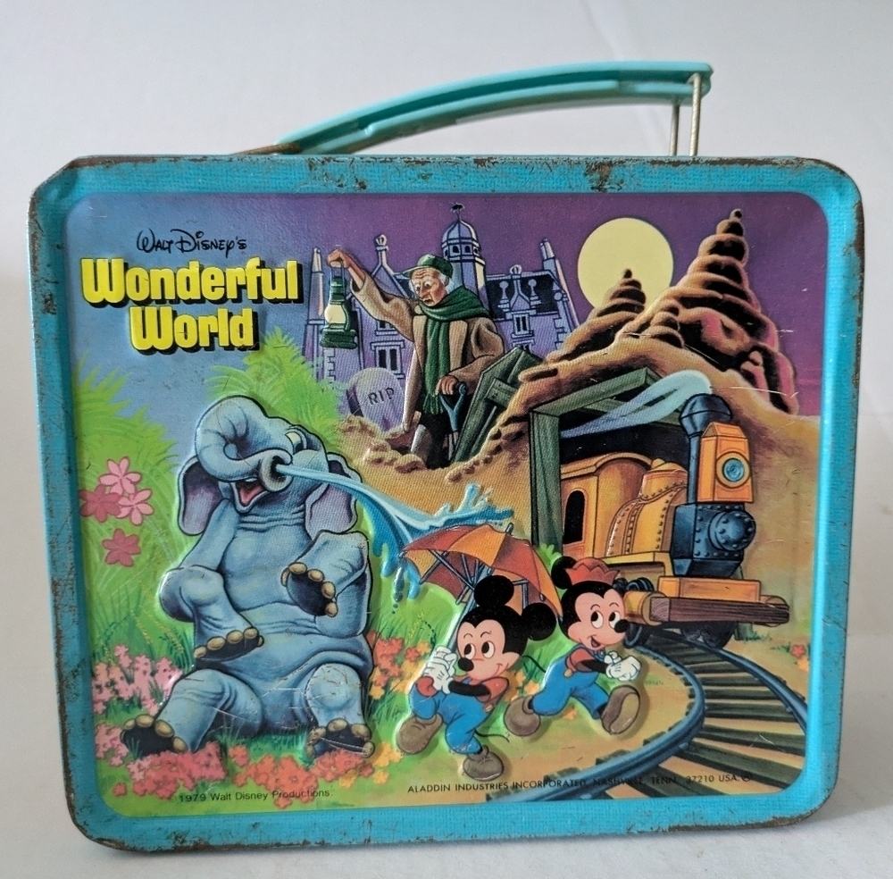 Vintage Disney Wonderful world lunchbox.
